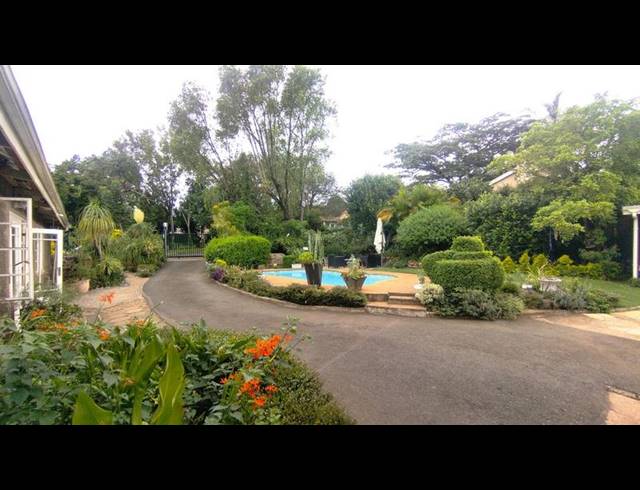 7 BEDROOM HOUSE FOR SALE IN PRESTBURY